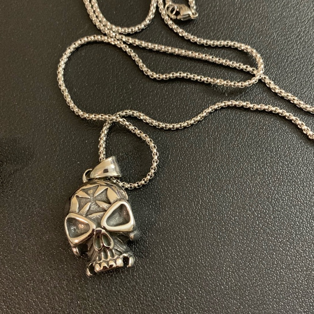 Skull Necklace